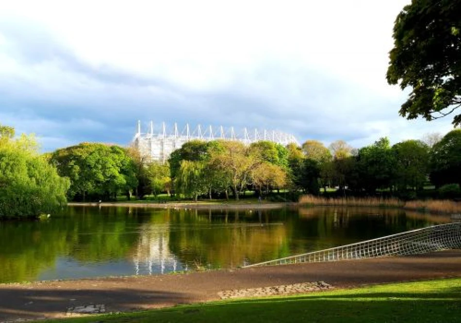 Leazes Park, Image by Marion Williams